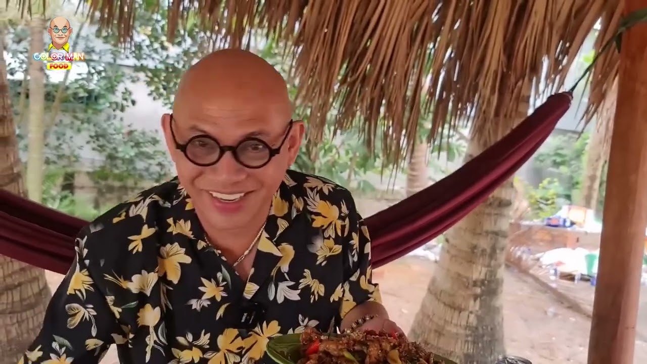 Quán ăn món nào cũng có KIẾN VÀNG | Color Man Food