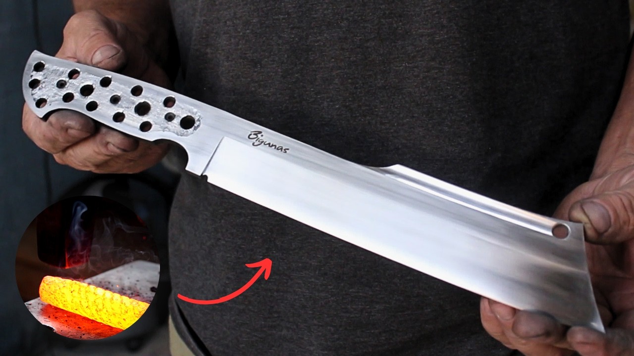 FORJANDO uma MACHETE  em AÇO DAMASCO | Knife Making