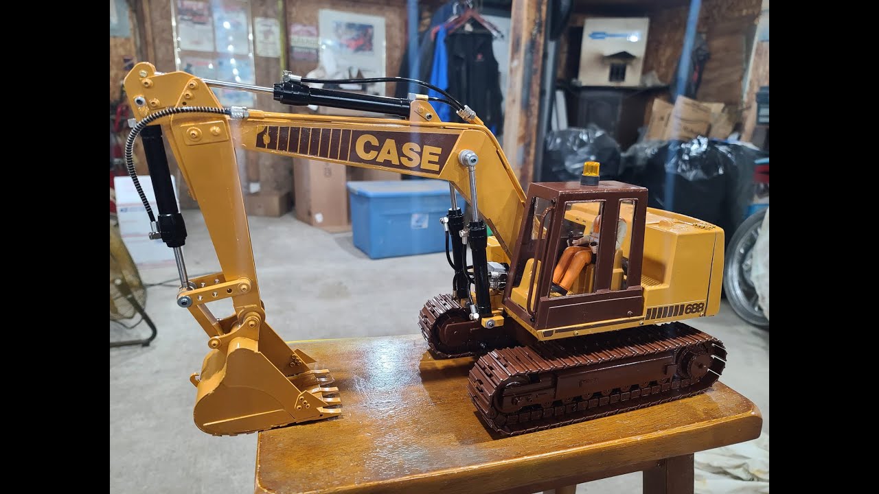 1/16 Ertl CASE 688 RC Diecast Construction Conversion Finally Video # 10