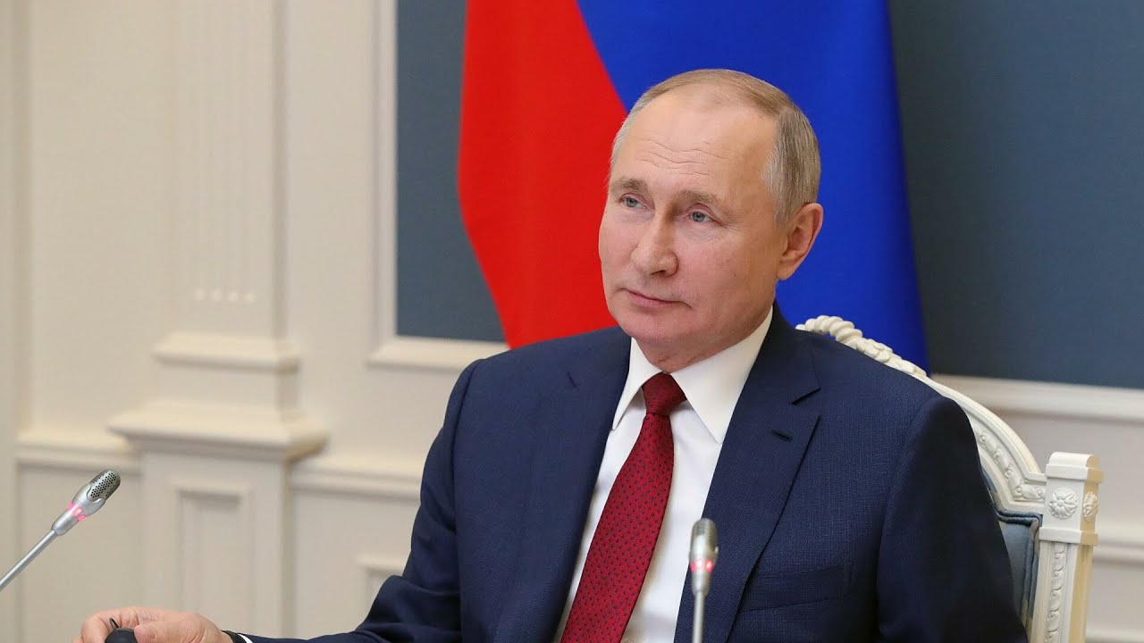 Почему Путин засмеялся анализируя 