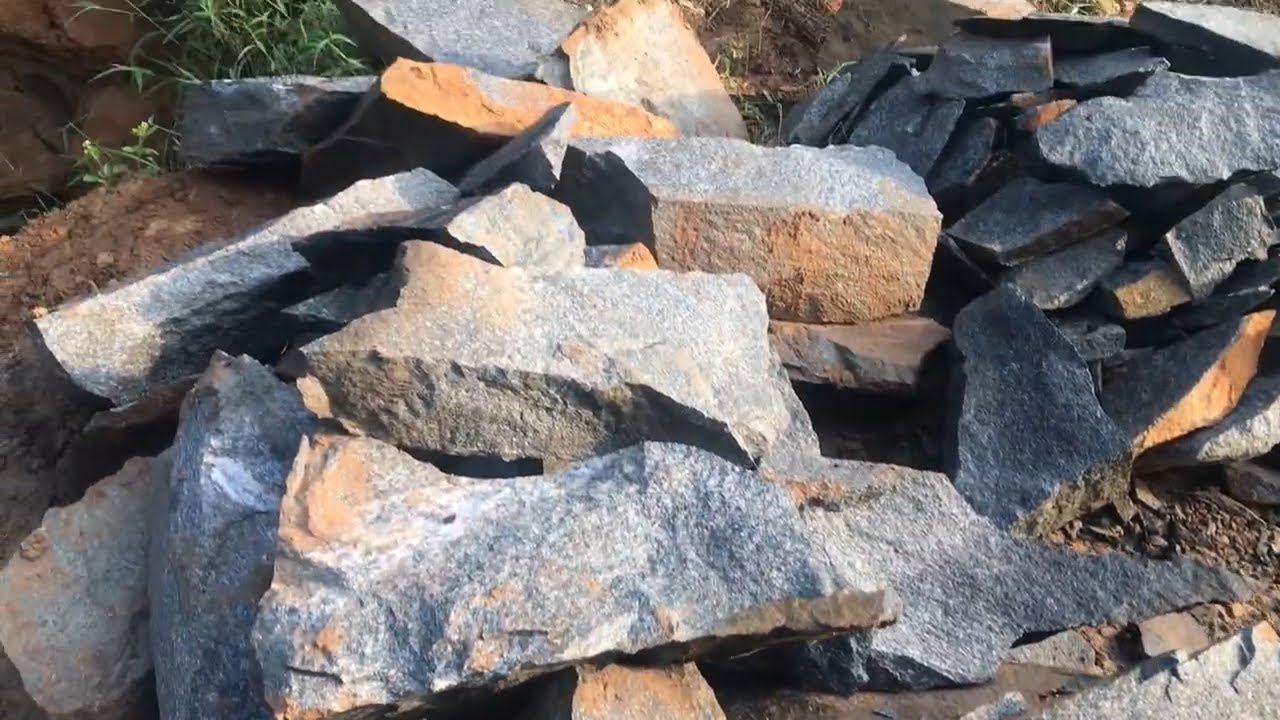 Building Stone Mine : Up-close to the mine and how you can get some stones yourself
