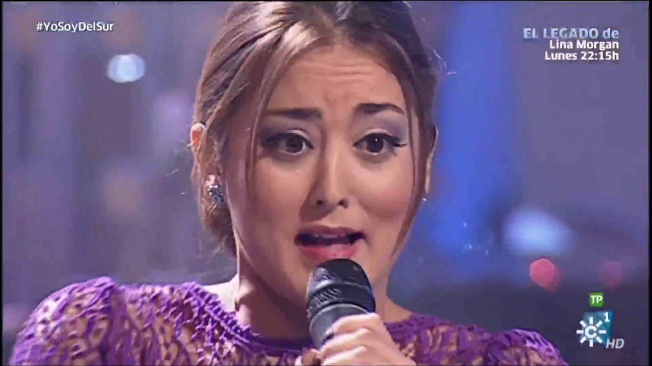 GALA 15. ACTUACIÓN JULIA YO SOY DEL SUR. SEVILLANA. BARRIO DE CAL Y SAL