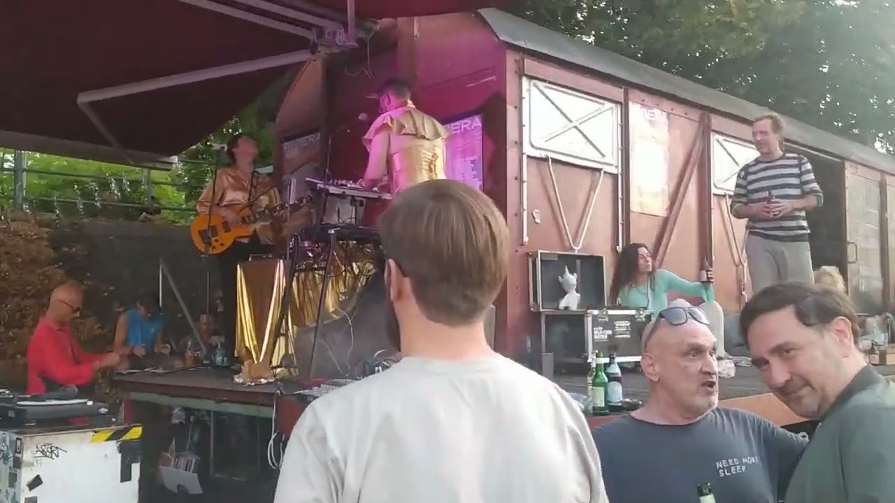 Rosa Anschütz & Dolorosa live at the Waggon / Riviera Festival 2025