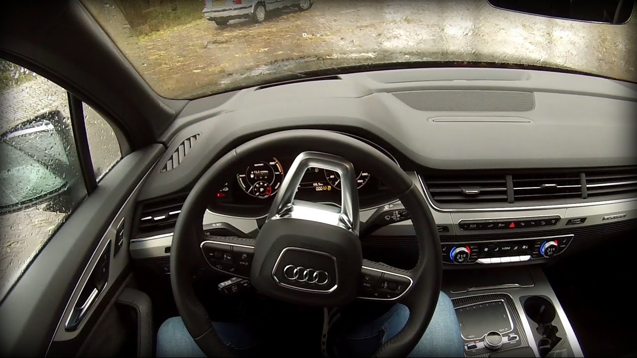POV Audi Q7 e-tron quattro 3.0 TDI