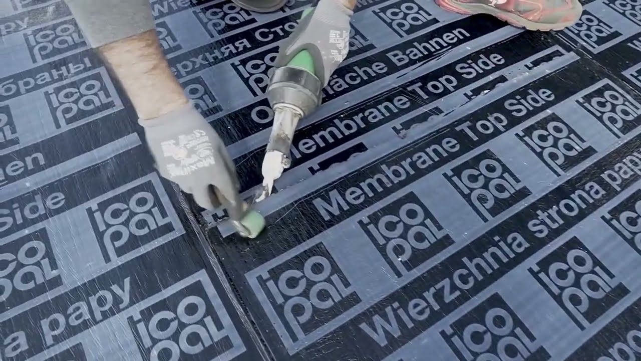 Pokl&aacute;dka plochej strechy BMI Icopal Eco-Activ pre Laba&scaron; Ko&scaron;ice