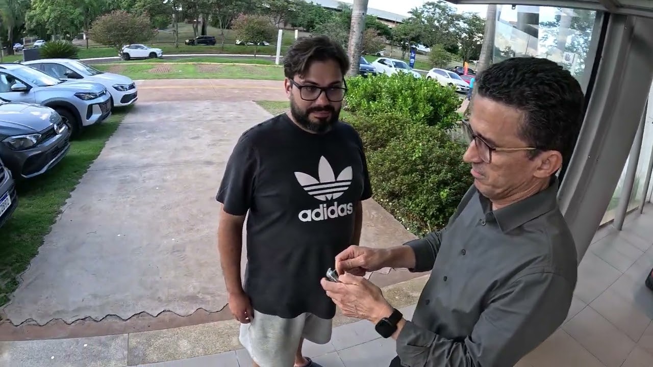 HORA DE COMPRAR PEÇA E BUSCAR A KOMBI