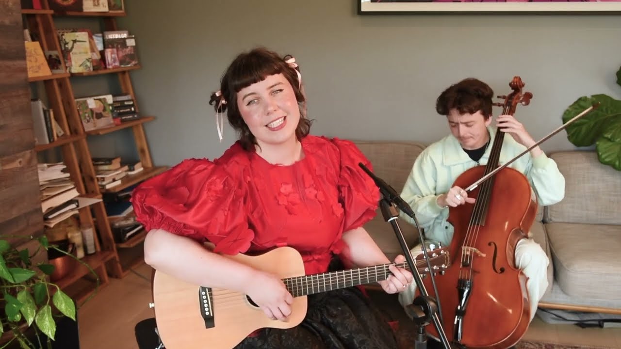 Rose Betts - Running (In The Wake - Live Sessions)