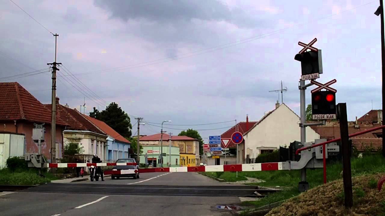 AŽD 71 Uherský Ostroh #1