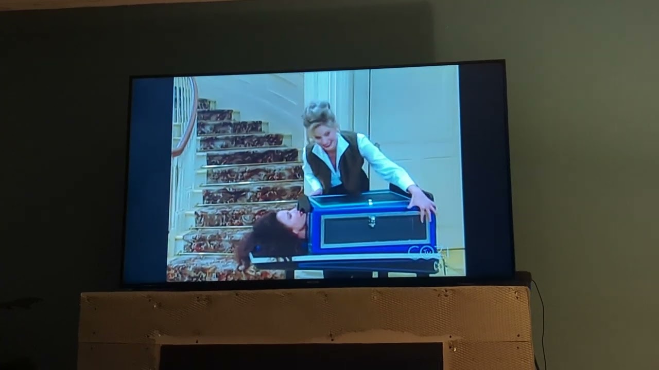 The Nanny Magic Trick #2 🪄✨ (Grace Sheffield the Magician