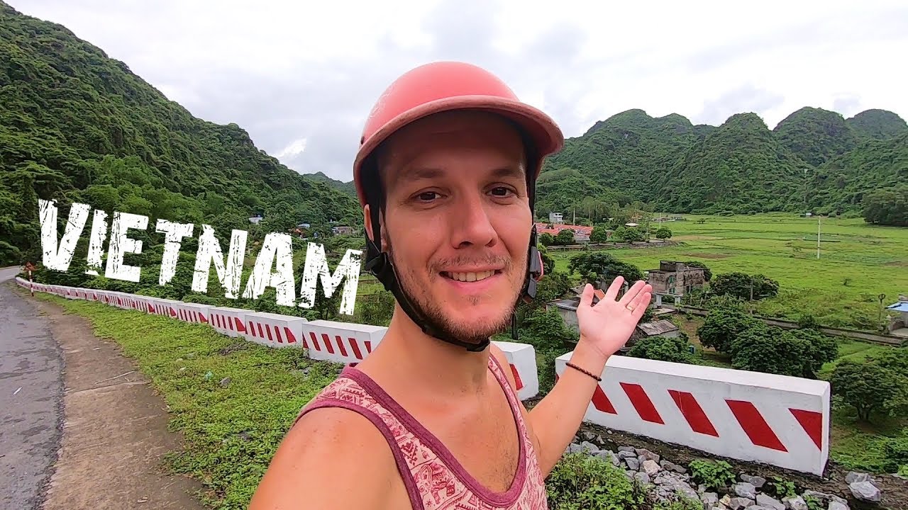 CAT BA TOUR: VIETNAMS INCREDIBLE ISLAND! 🇻🇳