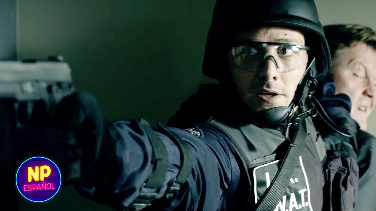 El Equipo Falla En Su Primera Misión | S.W.A.T.: Operación Especial (2011)