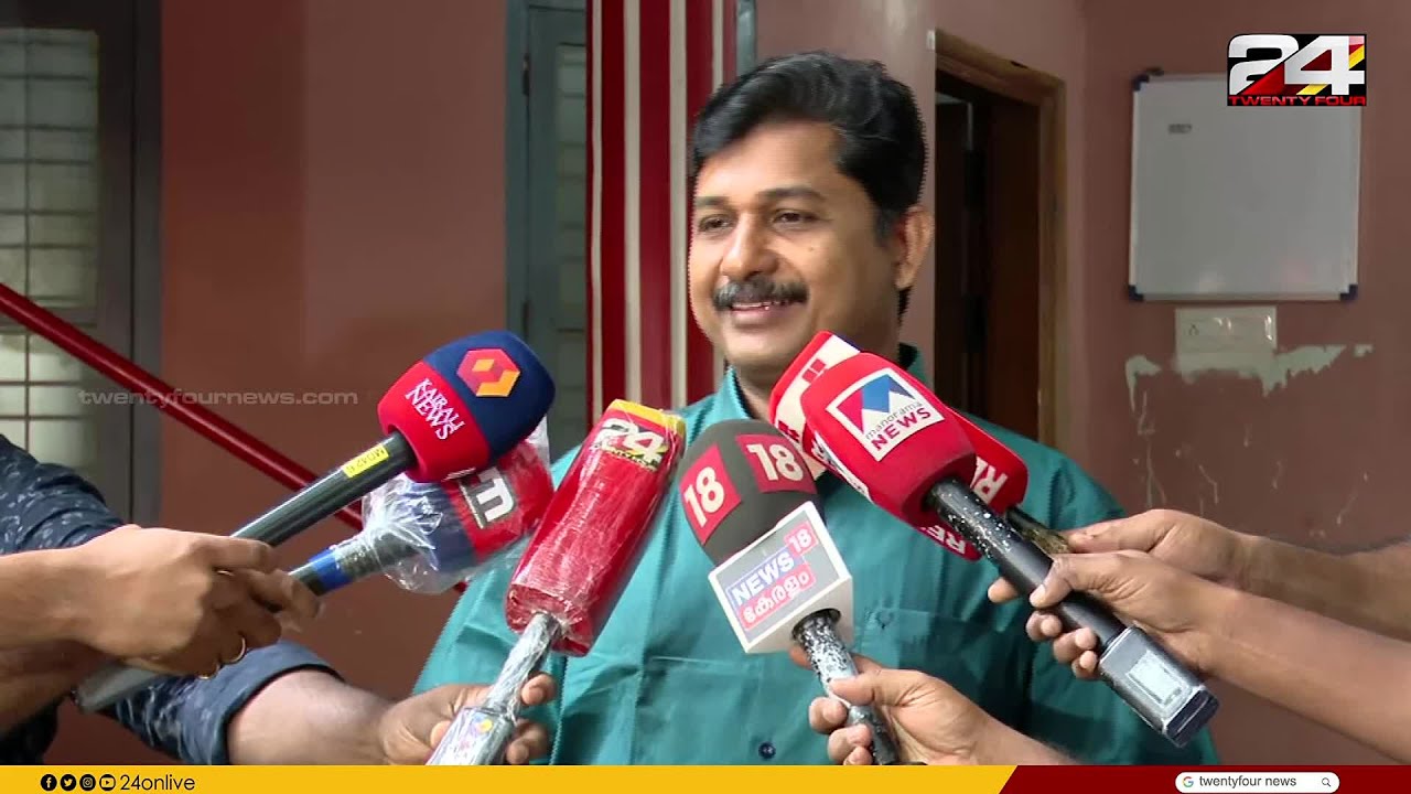 'അൻവറിനെ കാണാൻ രാത്രിയിൽ പോകുന്നത് UDFന്റെ ഗതികേട്'; M Swaraj
