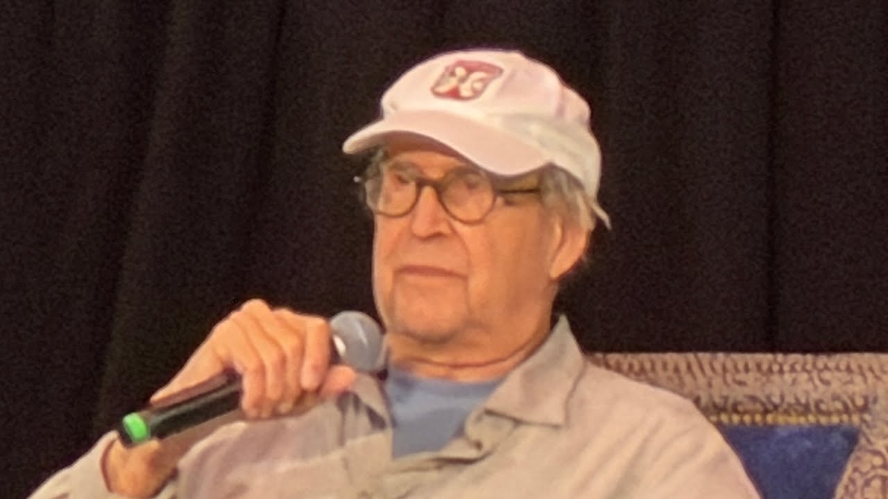 82 Year Old Chevy Chase Reciting the Angry Rant from Christmas Vacation Movie Live On Stage 
