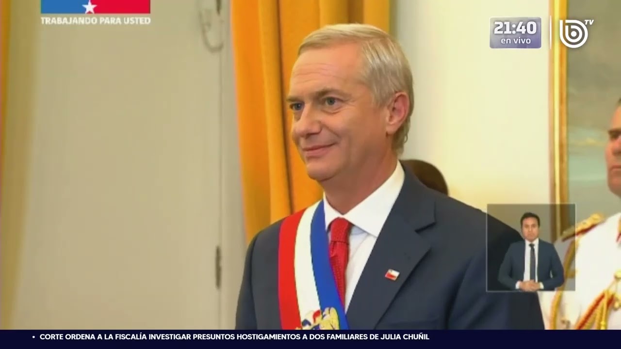 Presidente Kast ya firmó sus primeros decretos en su llegada al Palacio de La Moneda