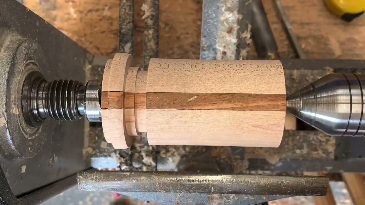 AMAZING FAST SARADO ON LATHE!!!!