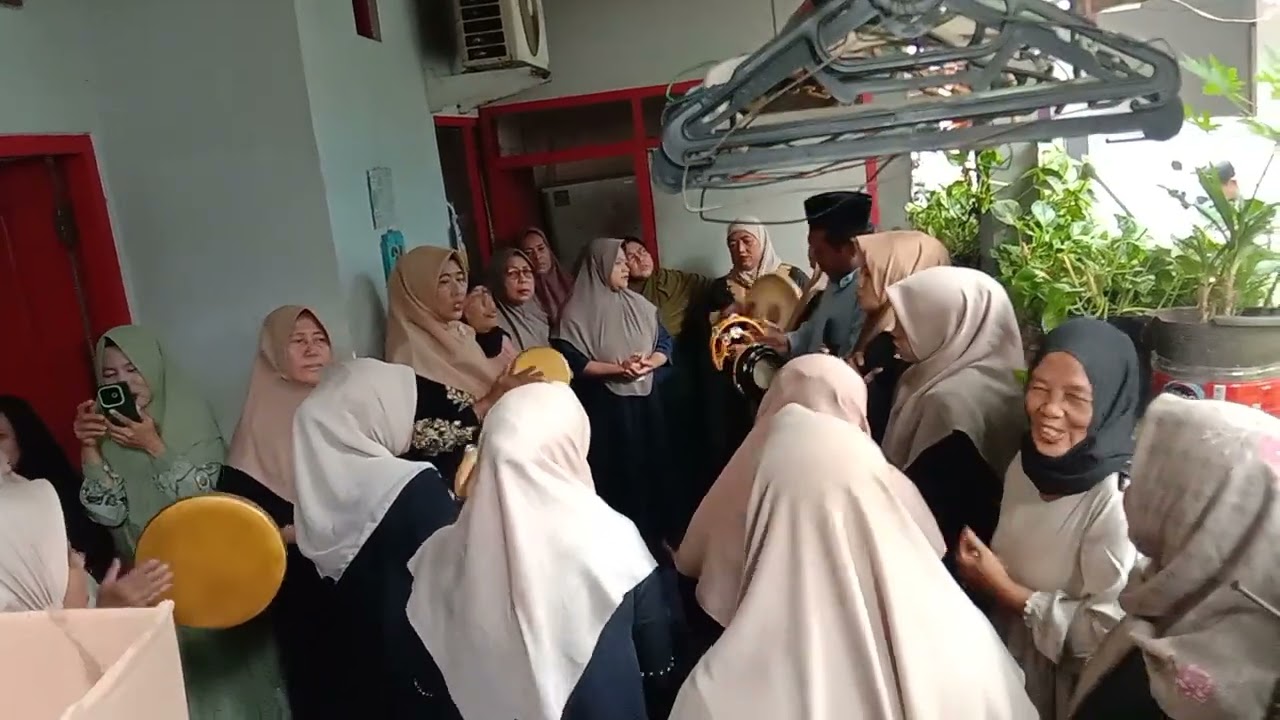 Mahalul Qiyam...   Majelis Masjid Al-Huda. Tj.Duren Jak Bar... (Pengajian ibu ibu).       SAMANTA...