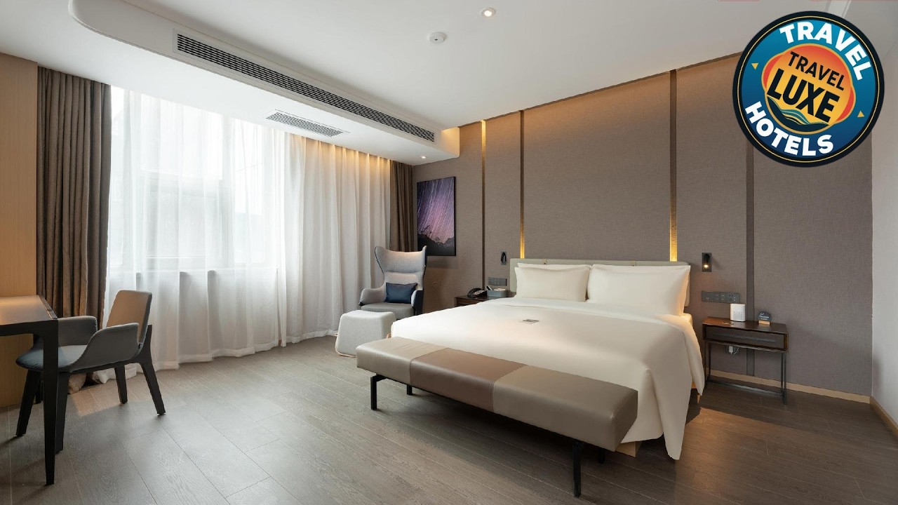 Atour S Hotel Dalian Xinghai Plaza | Dalian, China | Hotel Review 🌟