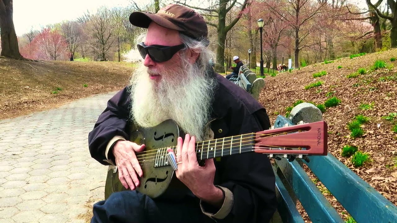 Slide Guitar Blues Lesson! Messiahsez Gives A Slide Guitar Lesson & Makes A Song For A Young Boy.🎸