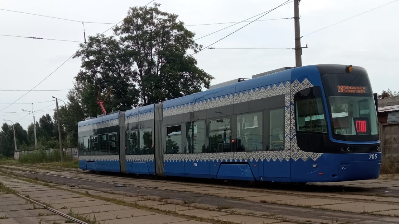 Киевский трамвай PESA бортовой номер 705 маршрут номер 28 обратно запись полного маршрута.