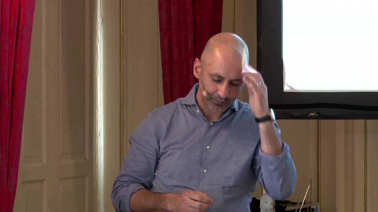 Dr. Rod Rastan (Conseiller Juridique, Bureau du Procureur, CPI) (Fr)