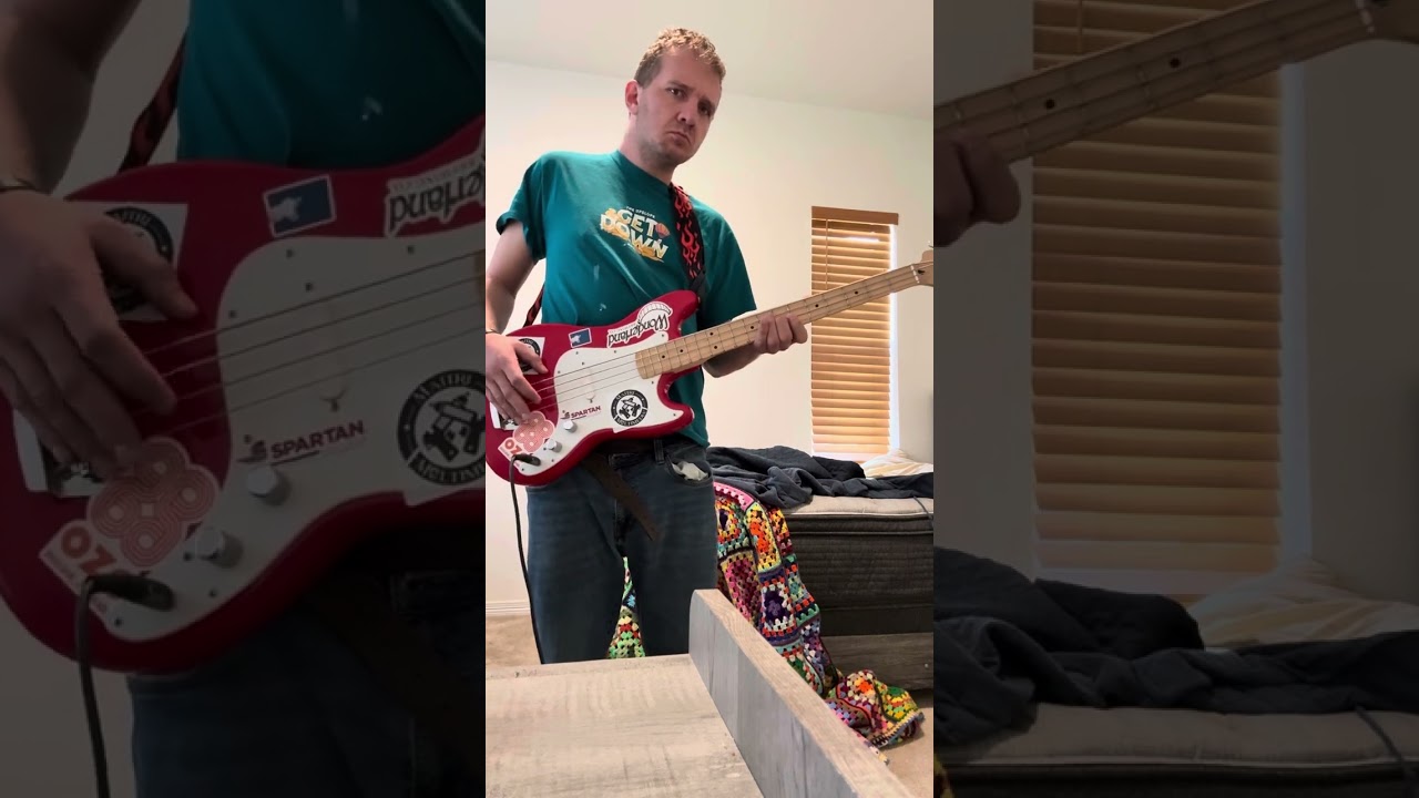 U2-New Year’s Day (Japanese version) bass cover 