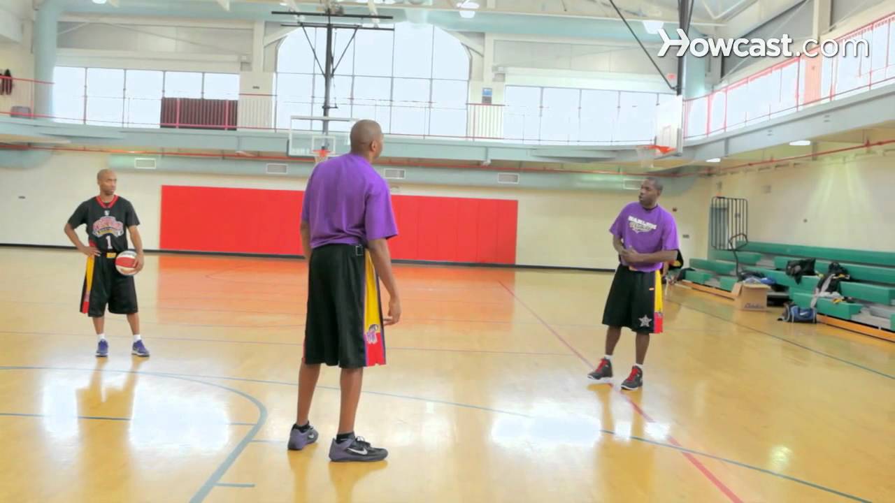 How to Do a Pick & Roll Play | Basketball