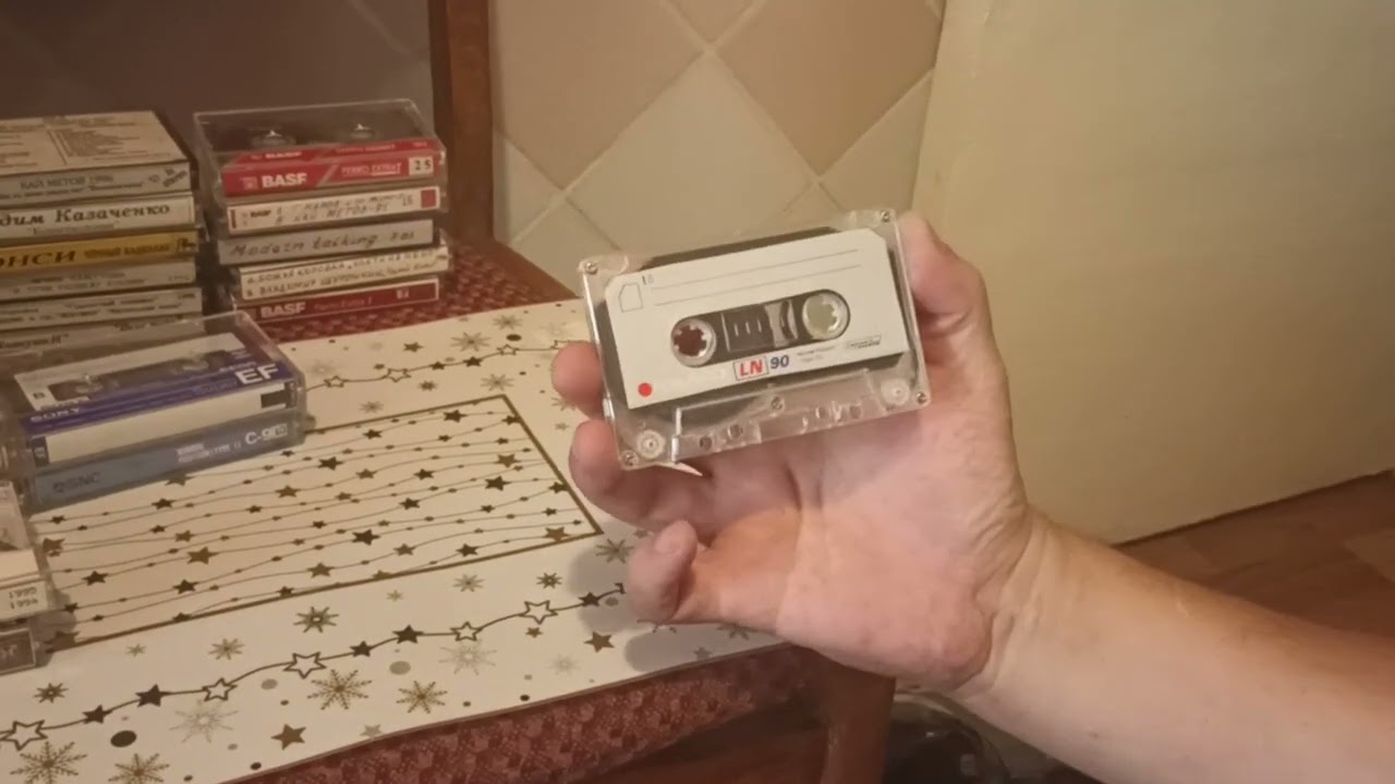 Халявный мешок аудиокассет!