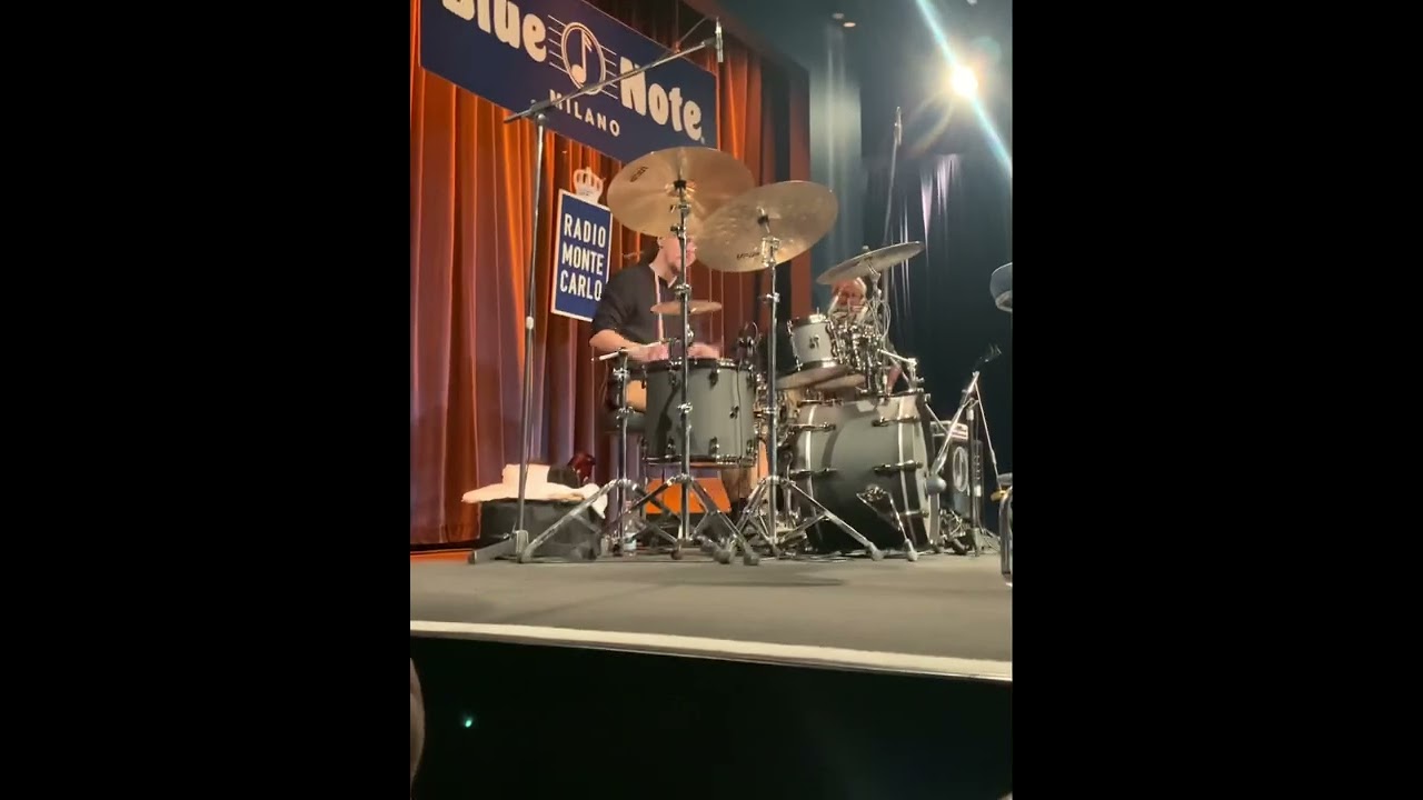 Federico Paulovich drum solo @Blue Note Milano w/Roberta Gentile