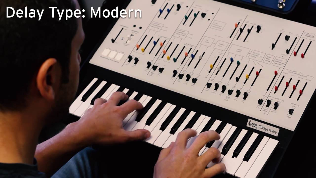 Korg SDD3000 Delay Pedal Synth Demo With Arp Odyssey