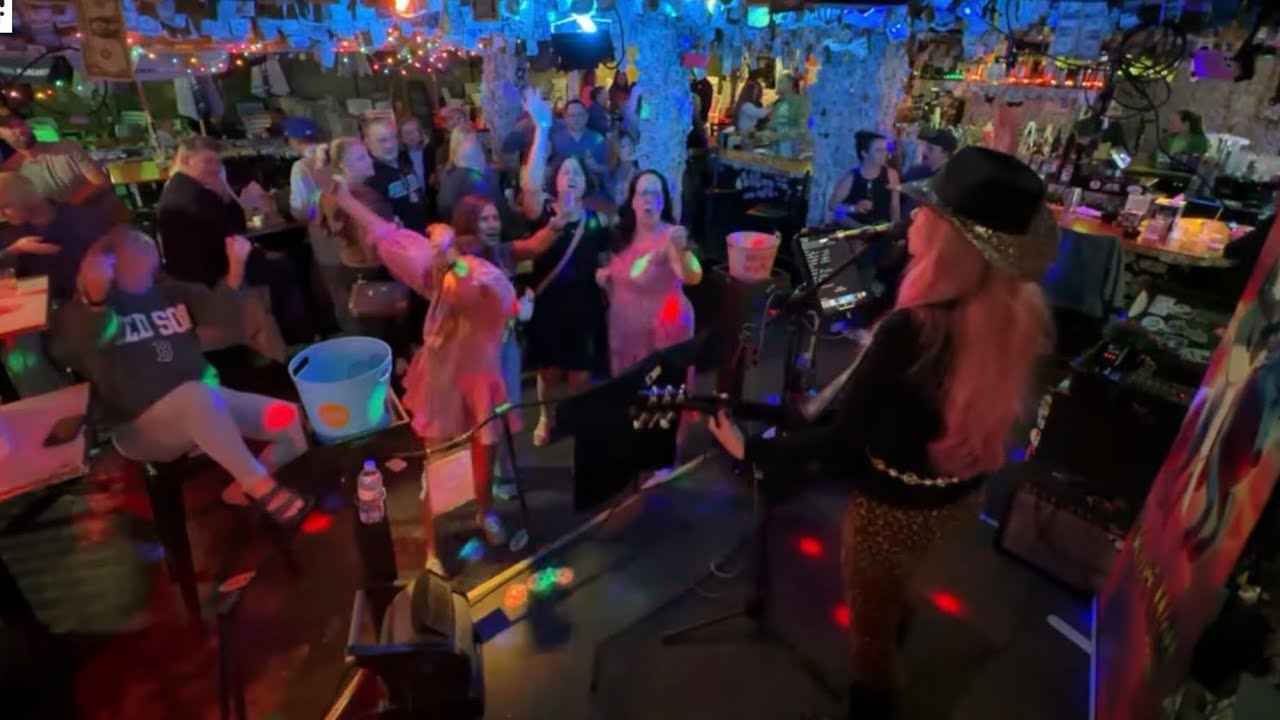 Thursday Night Mile 0 Fest Live with Kari Wolf at Willie T's Key West!