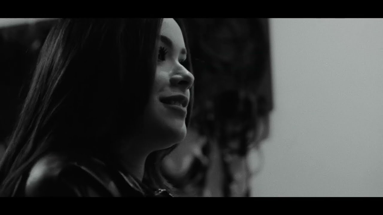 Angie Vazquez - Se Fue Karlo & LE LUMME Remix (Official Music Video)
