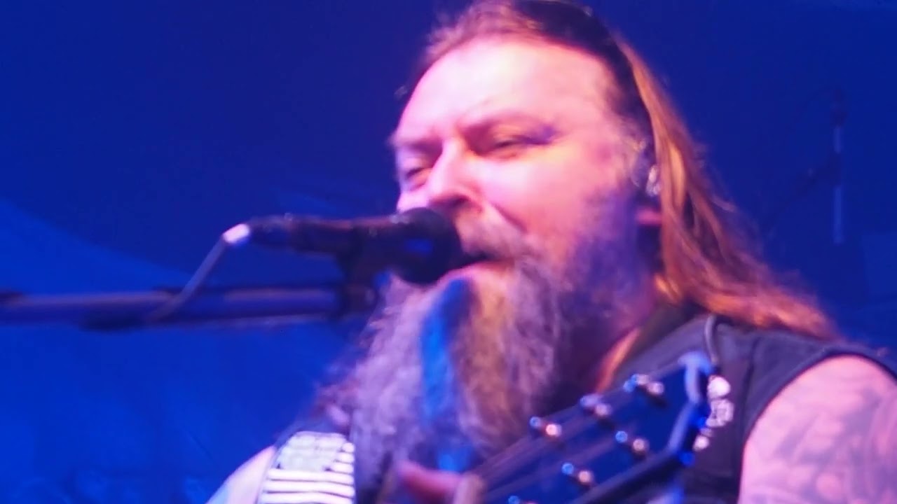 071   Škwor   Kofola Music Club, Krnov 18 11 2022 Milionu hvězd se ptáš