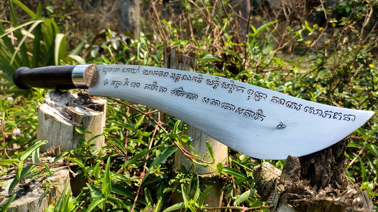 What's name of the knife? He forged this knife using only few basic tools / Knife Making / Hand made