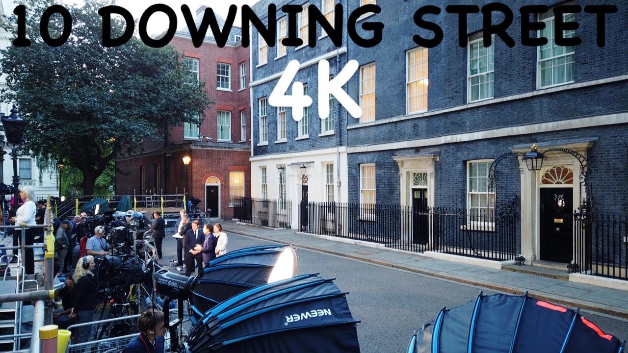 Busy Walking in 10 DOWNING STREET / 4K Walk