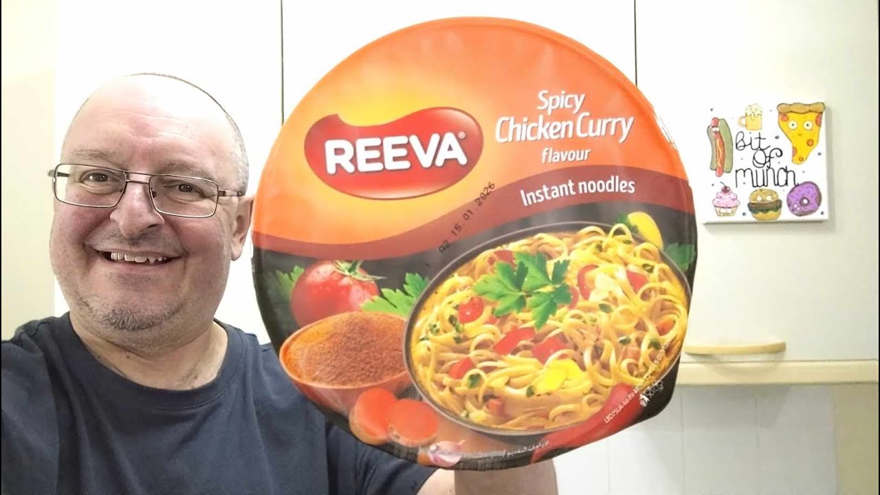 Reeva Spicy Chicken Curry Flavour Instant Noodles ~ Food Review