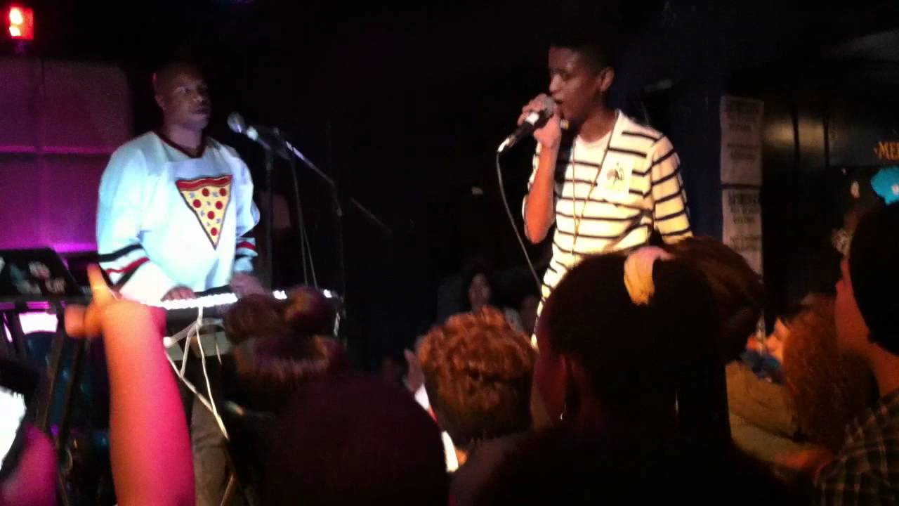 Live It Up - The Internet