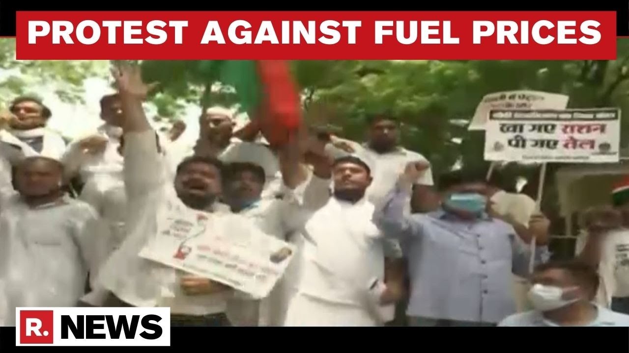 Congress Stages Protest Over Rising Fuel Prices Outside Delhi CM Kejriwal's Residence | Republic TV