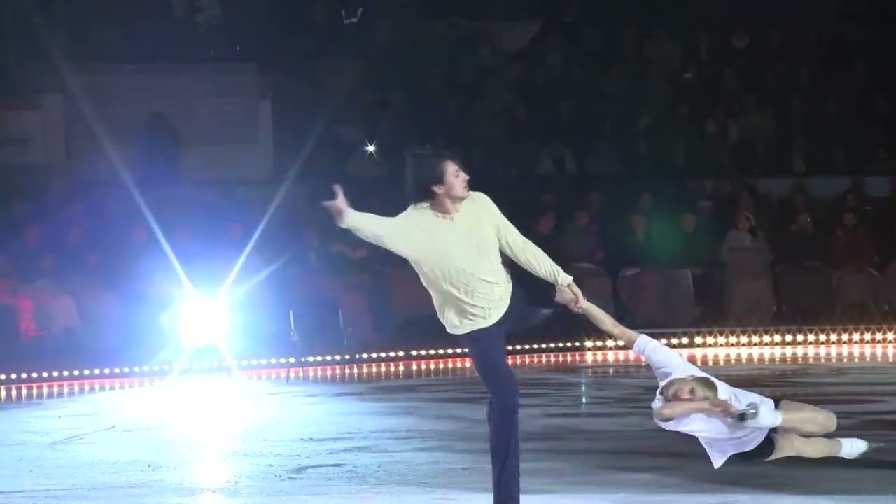 Art on Ice 20150214 Tatiana Volosozher & Maxim Trankov Another love