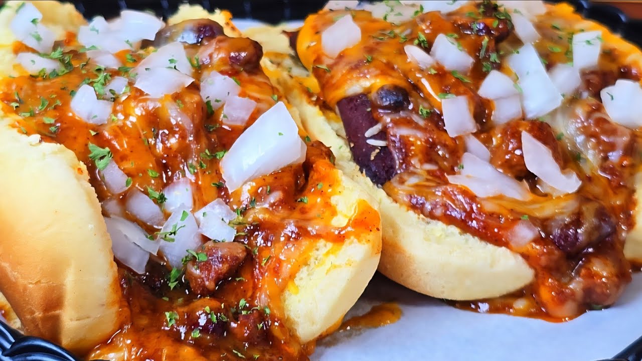Chili Cheese Sausage Dogs - Quick & Easy Recipe
