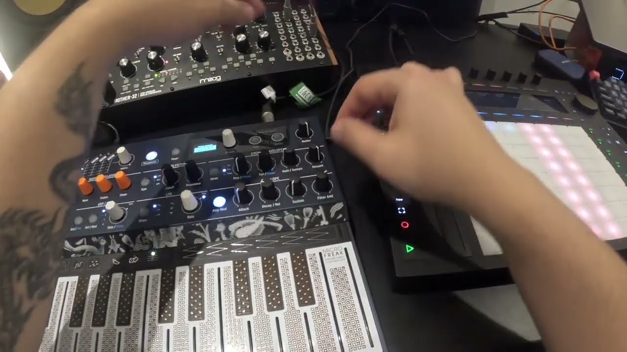 Ableton Push 3 | Mother32 | Microfreak - Happy 2025 Jam!