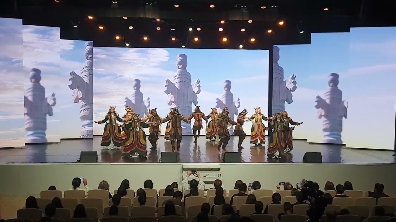 СВФУ им. М.К. Аммосова Народный Ансамбль Танца 