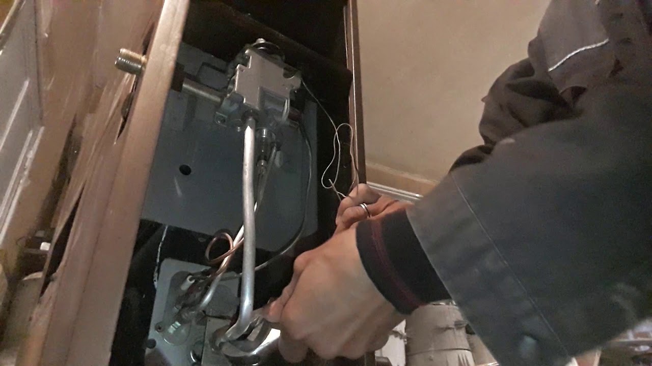 طريقة تغيير منظم حراري لمدفئة  نوع كوندور
