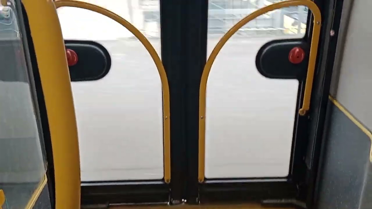 Przejazd autobusem MAN z Tych do Katowic linia M10 kierunek Katowice Sądowa