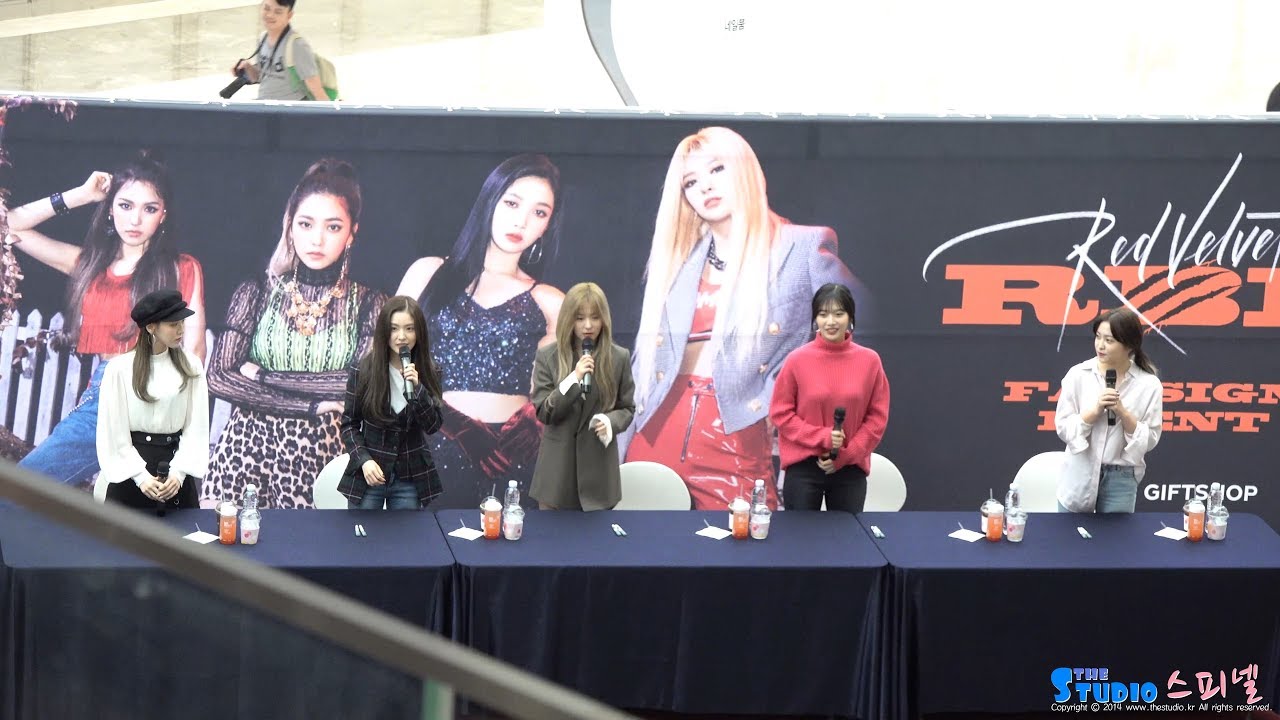 181203 레드벨벳 Red Velvet RBB 앨범 팬사인회 입장 대기 4K 직캠 @ 코엑스 by Spinel