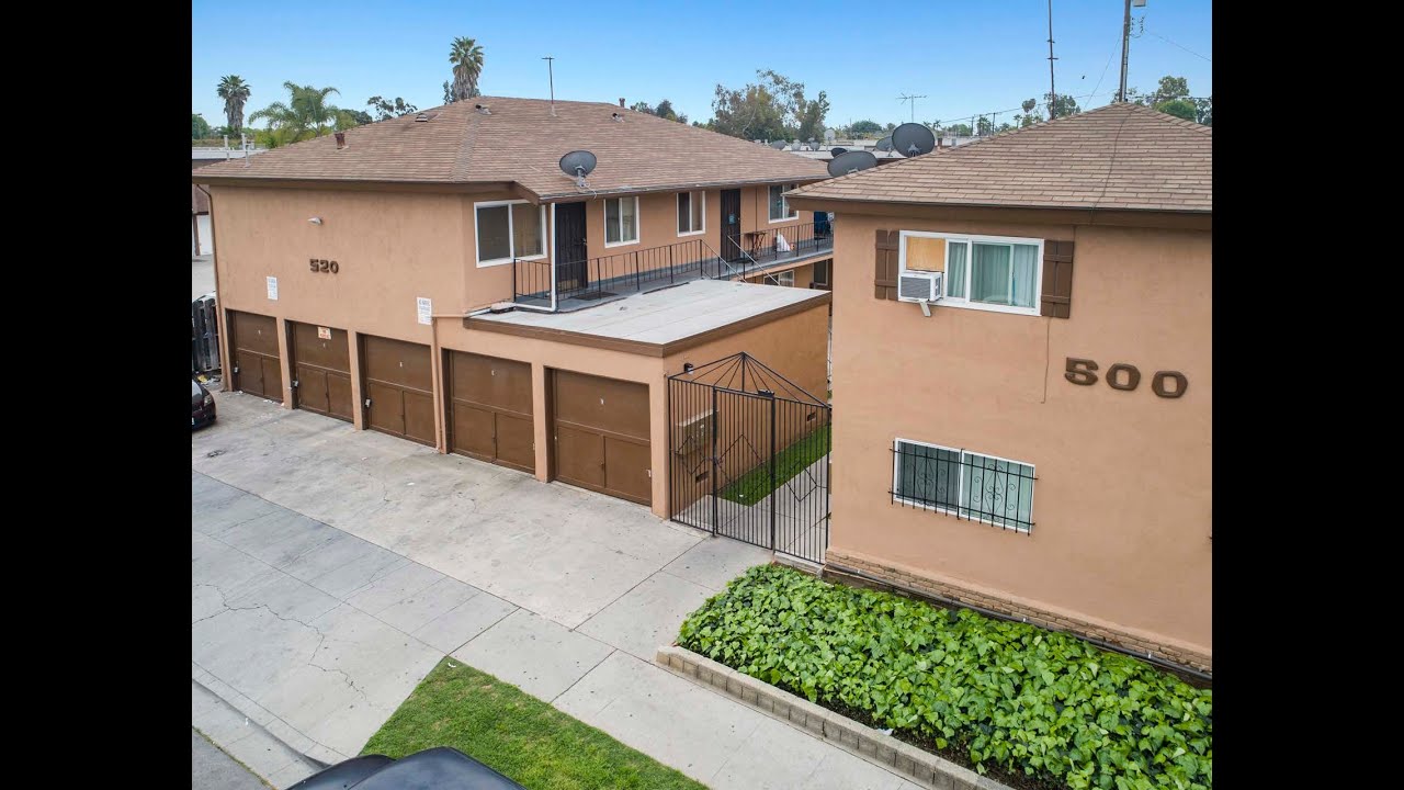 2 bedroom 1 bath in Long Beach