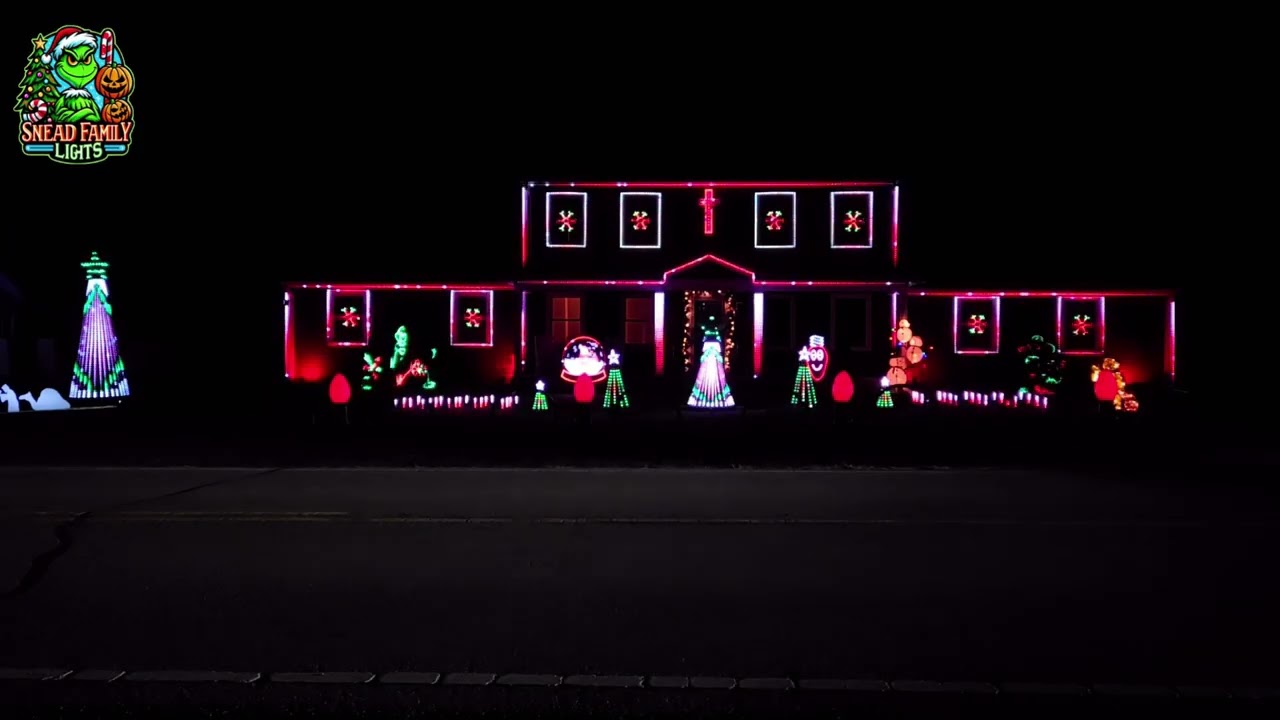 Snead Family Lights - 2025 - Deck The Rooftop - The Glee Cast