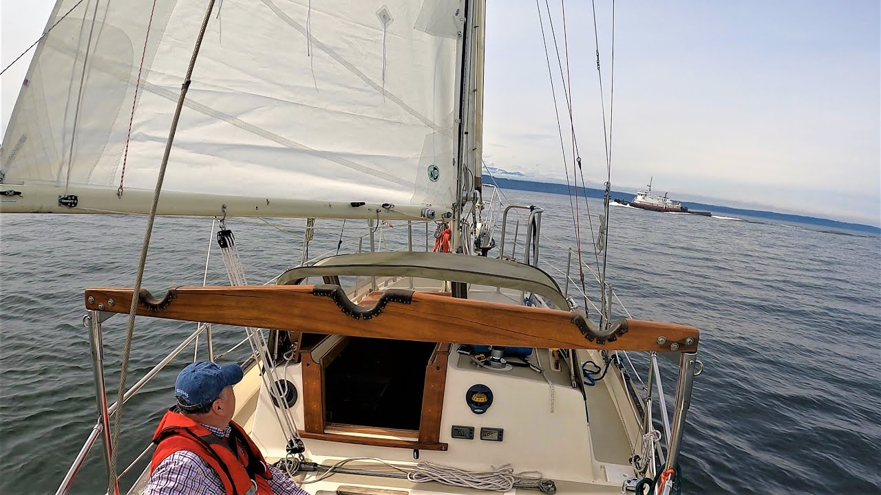 An afternoon sailing in March - Video #25 - Westsail 28 - 