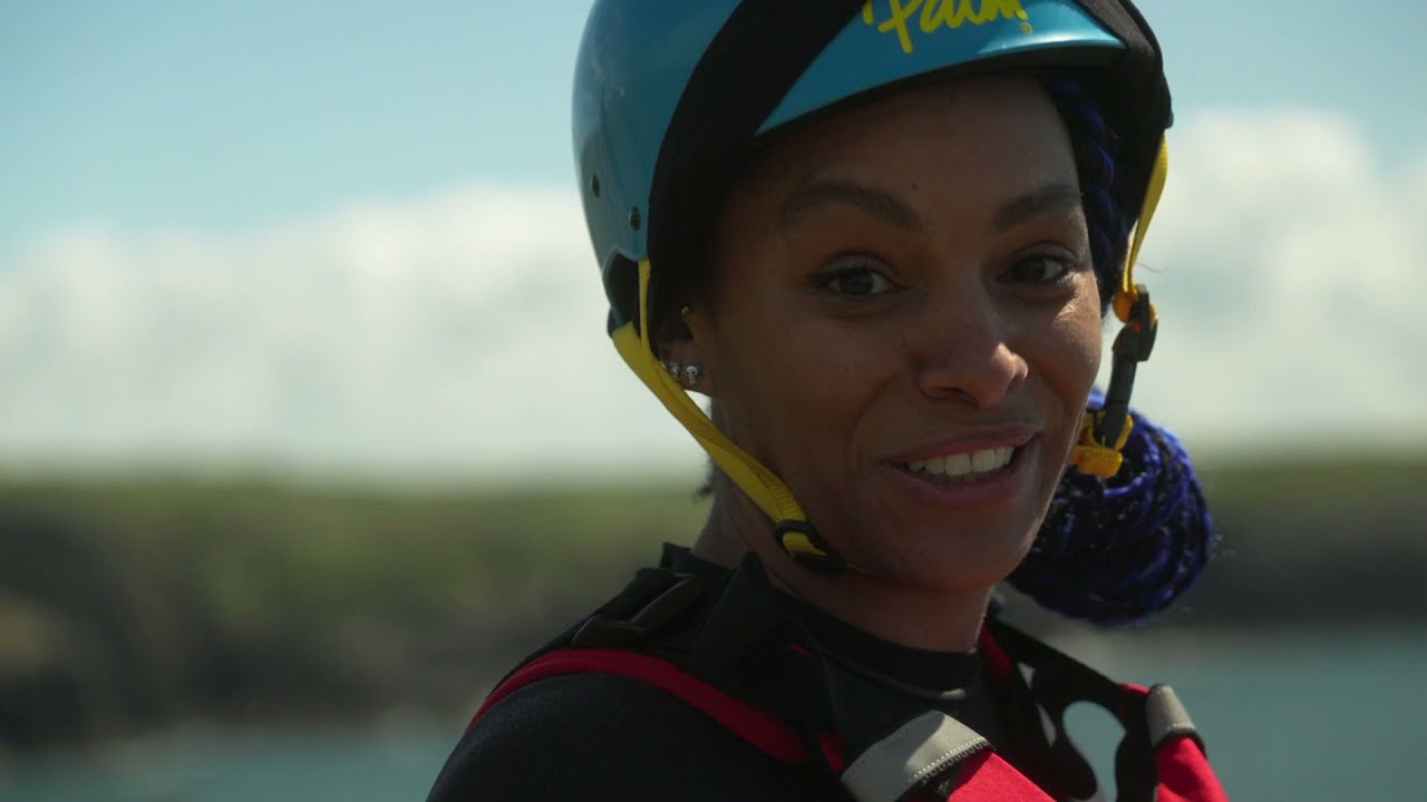 Wales: Lucy tries cliff jumping into the sea