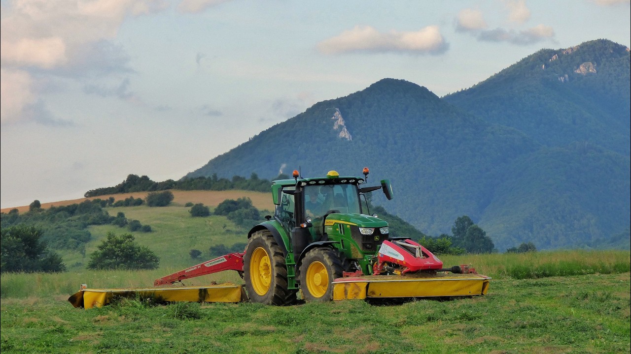 John Deere 6R 185 + Pöttinger Novacat Alpha Motion и Novacat S10 Покос посевной люцерны 2024 г.