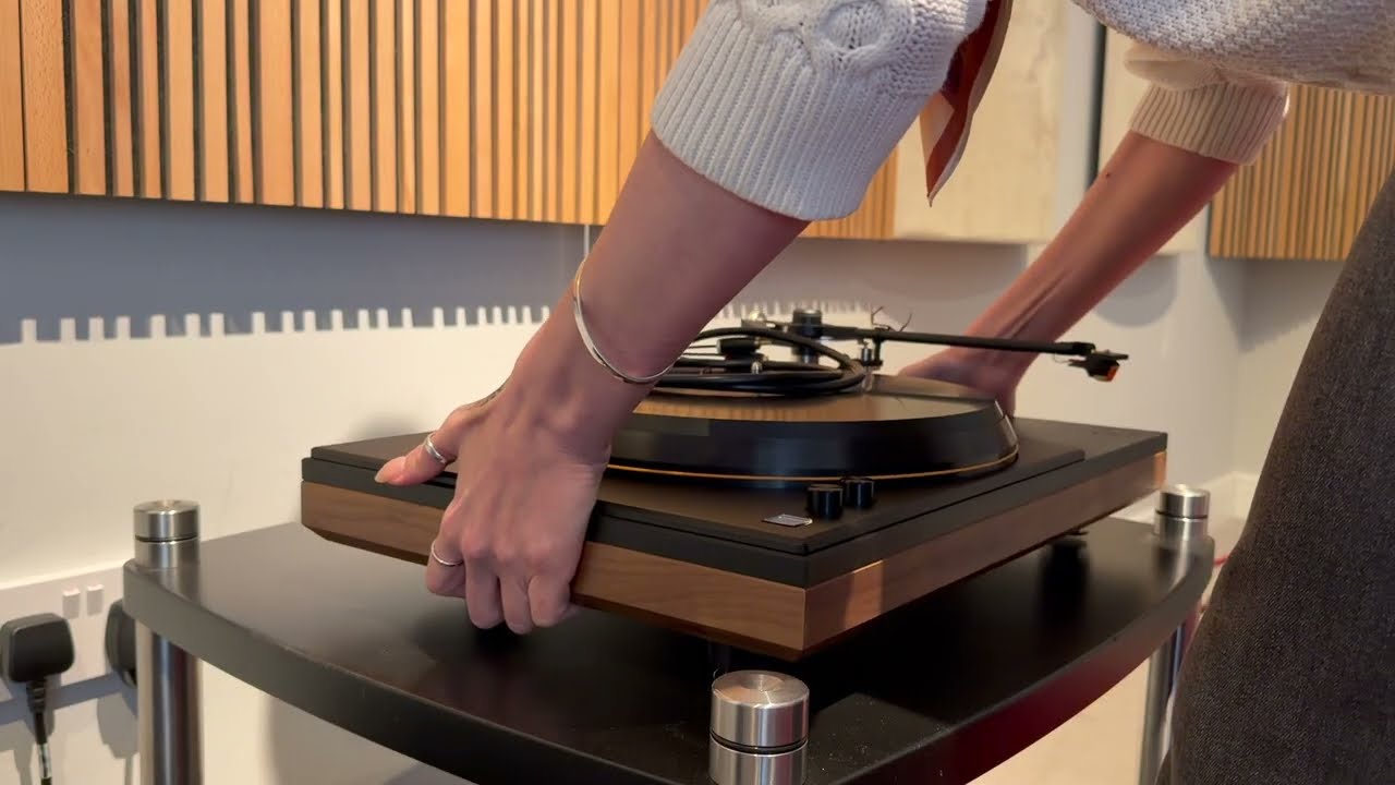 MoFi MasterDeck Unboxing+Assembly